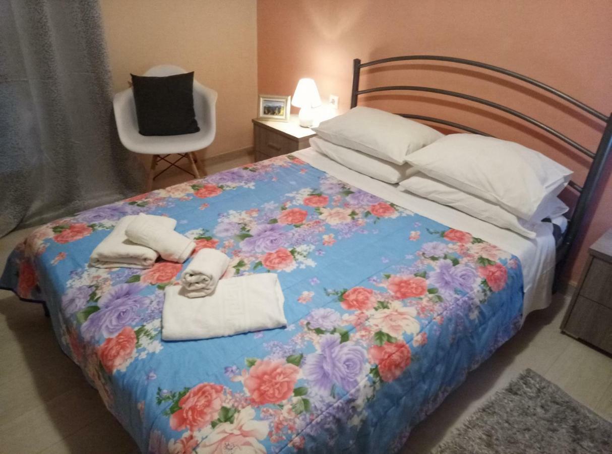 Beautiful Apartment In The Heart Of The City Corfu  Extérieur photo